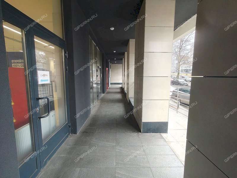 помещение под торговую площадь на Родионова ул, д. 178