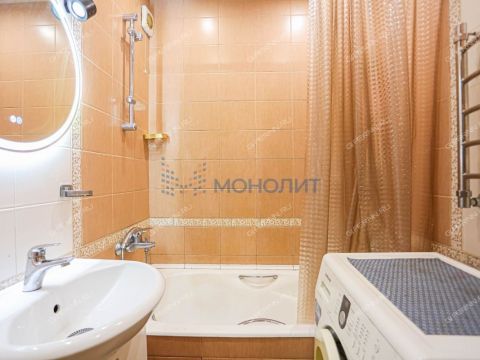 4-komnatnaya-ul-sergeya-esenina-d-13 фото