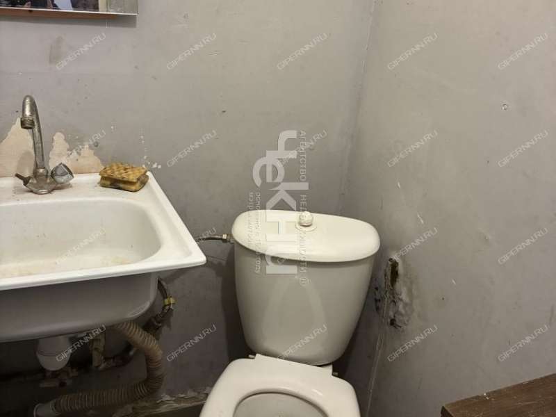 трёхкомнатная квартира на Дачной улице дом 15А