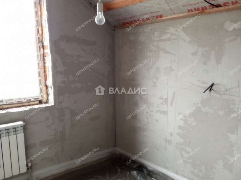 дом на  деревня Ройка