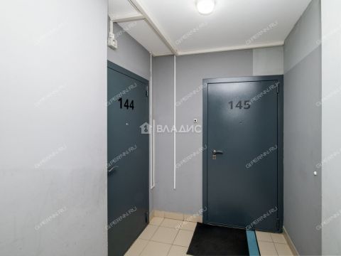 1-komnatnaya-ul-romantikov-d-3 фото