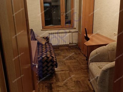 2-komnatnaya-b-r-60-letiya-oktyabrya-d-13 фото