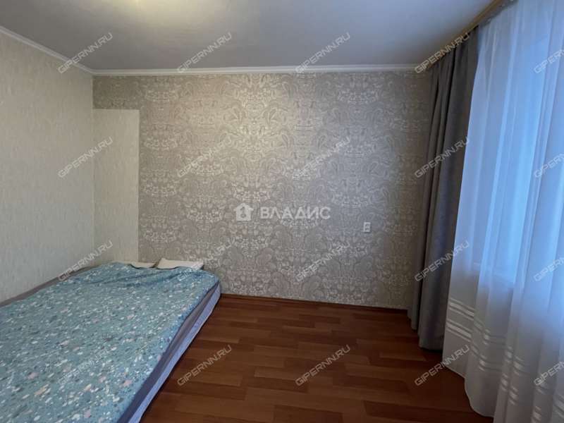 трёхкомнатная квартира на улице Тропинина дом 6