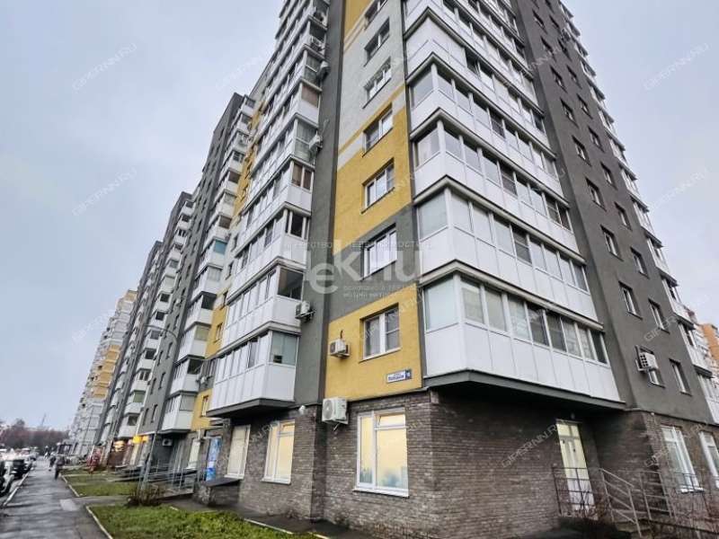 трёхкомнатная квартира на Победной улице дом 16