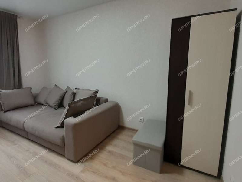 трёхкомнатная квартира на проспекте Героев Донбасса дом 16