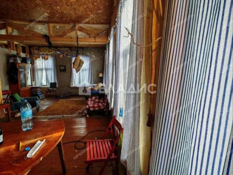 дом на улице Сутырина посёлок Ленинская Слобода