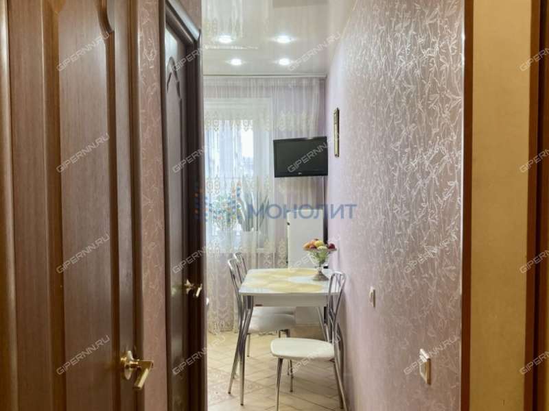 трёхкомнатная квартира на проспекте Бусыгина дом 45А