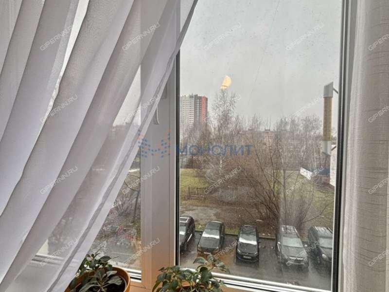 трёхкомнатная квартира на улице Верхнепечёрская дом 5