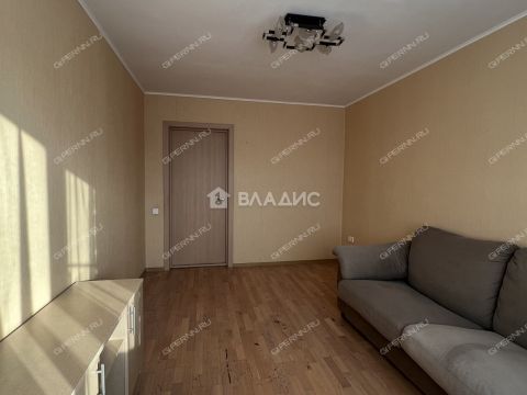 2-komnatnaya-ul-maksima-gorkogo-d-152a фото