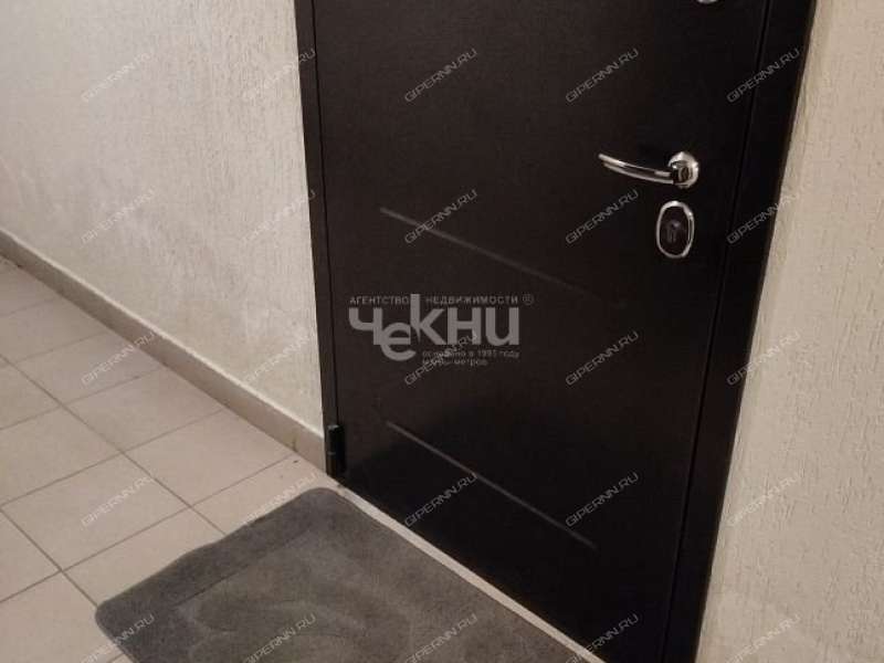 однокомнатная квартира на улице Июльских Дней дом 1  к2