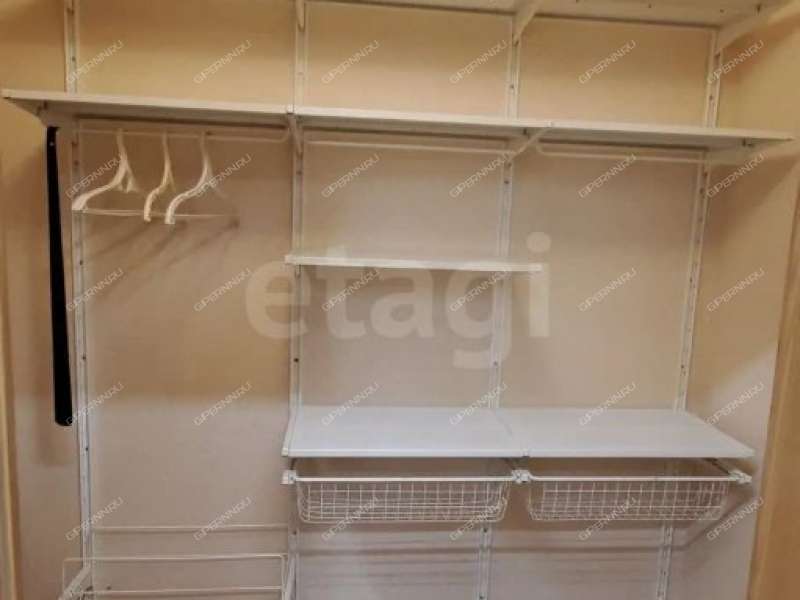 трёхкомнатная квартира на улице Академика Сахарова дом 111 к2