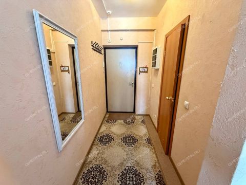 kvartira-studiya-b-r-yuzhnyy-d-14 фото