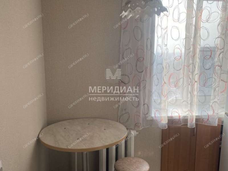 двухкомнатная квартира на улице Федосеенко дом 11