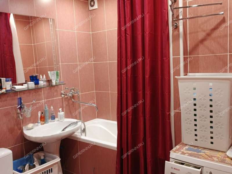 трёхкомнатная квартира на улице Комбрига Патоличева дом 25 город Дзержинск