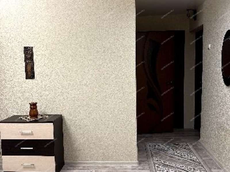 трёхкомнатная квартира на улице Космонавта Комарова дом 16а