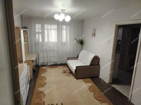 1-komnatnaya-ul-geroya-sovetskogo-soyuza-usilova-d-8 фото