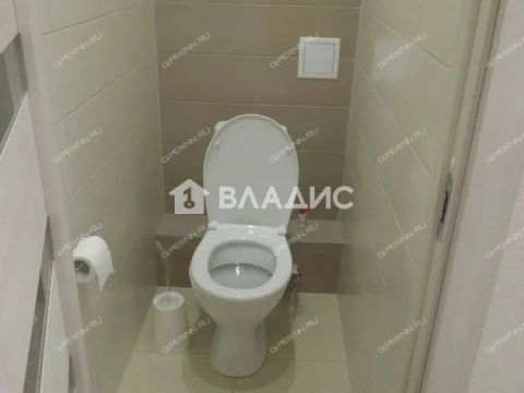 2-komnatnaya-derevnya-kuznechiha-prosp-geroev-donbassa-d-17 фото