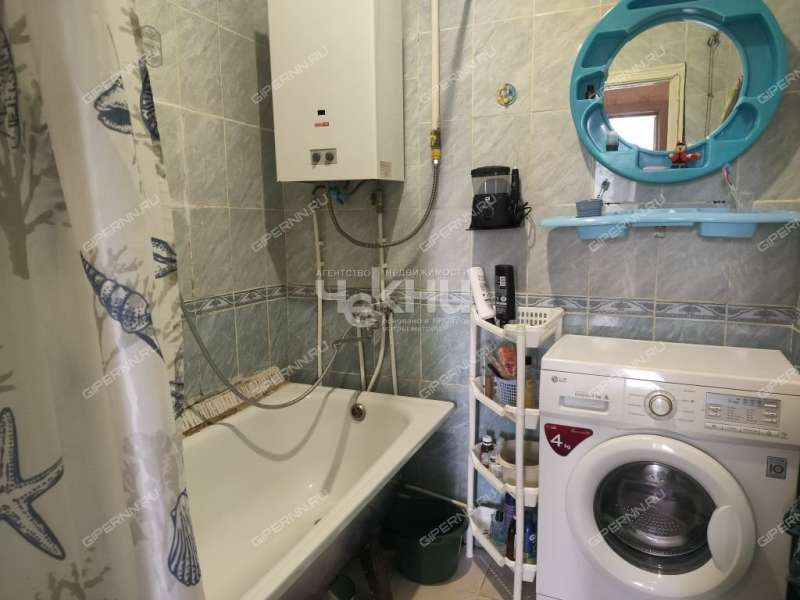 четырёхкомнатная квартира на Сормовском шоссе дом 4