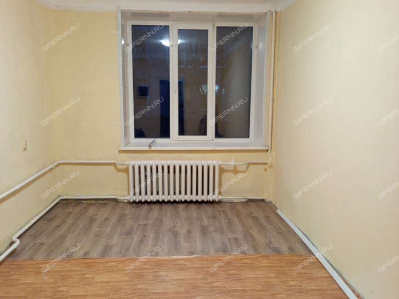 комната в доме 2 на улице Героя Безрукова