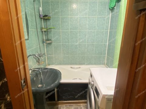 2-komnatnaya-ul-plotnikova-d-2 фото