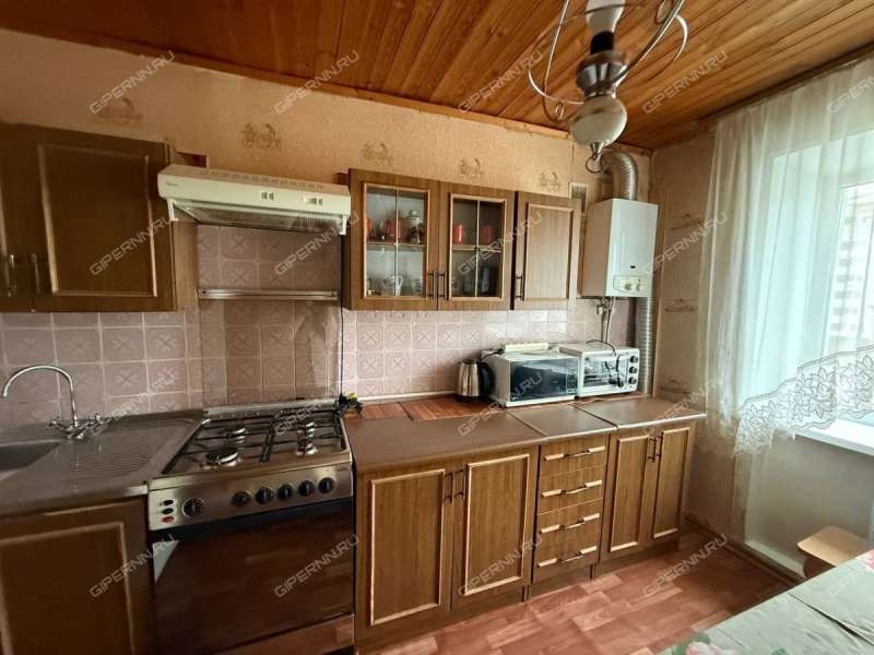 трёхкомнатная квартира на Большой Покровской улице дом 58