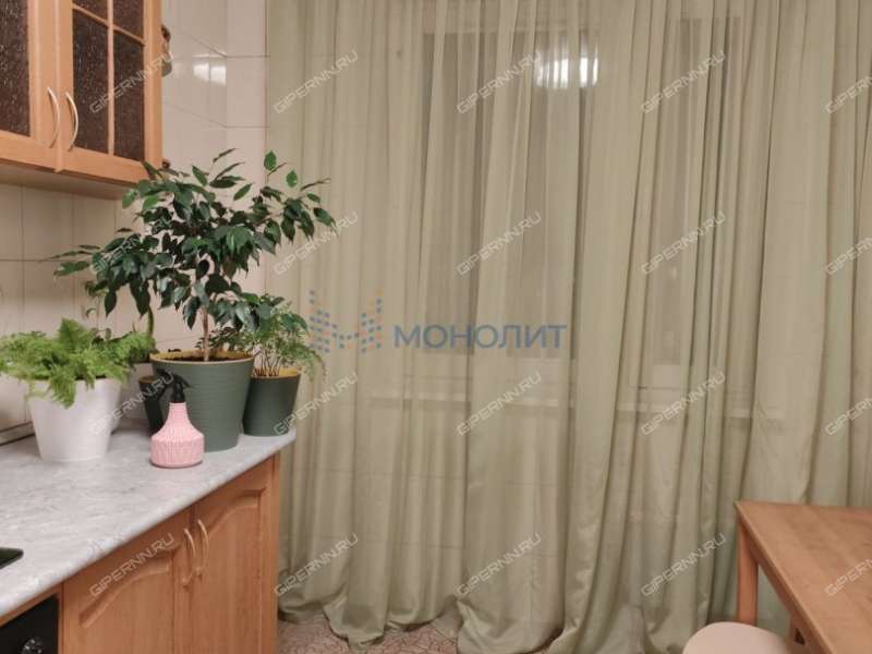 трёхкомнатная квартира на улице 40 лет Победы дом 6