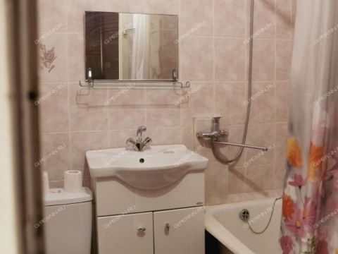 1-komnatnaya-ul-plotnikova-d-2 фото