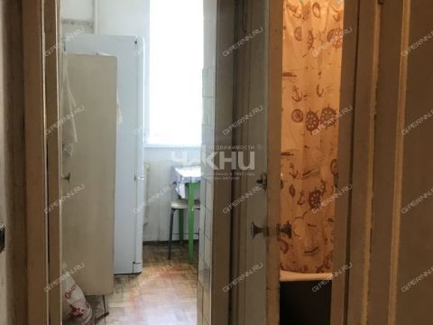 2-komnatnaya-ul-chernyahovskogo-d-5a фото