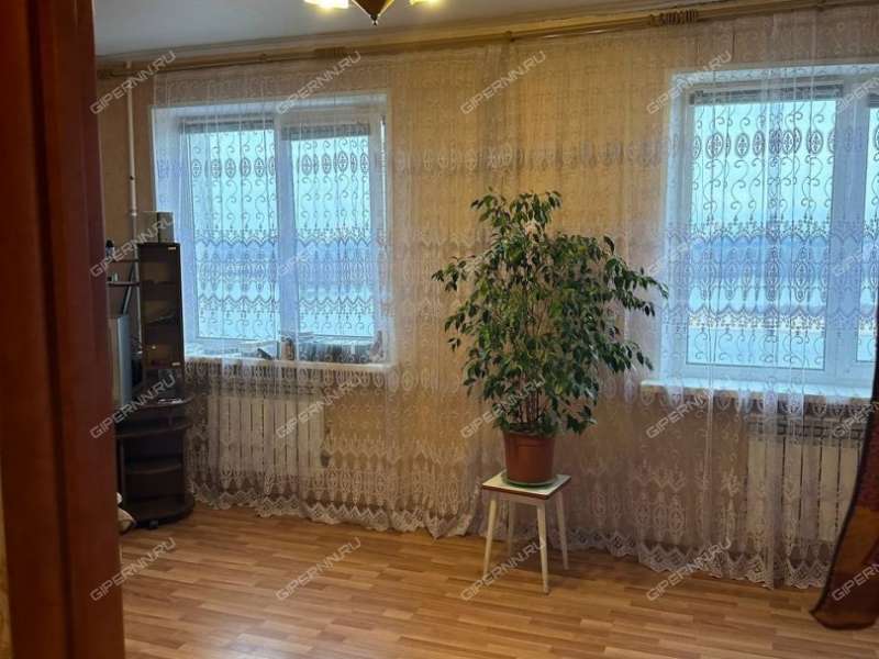 четырёхкомнатная квартира на Волжской набережной дом 9