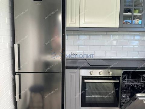 2-komnatnaya-ul-romantikov-d-6 фото