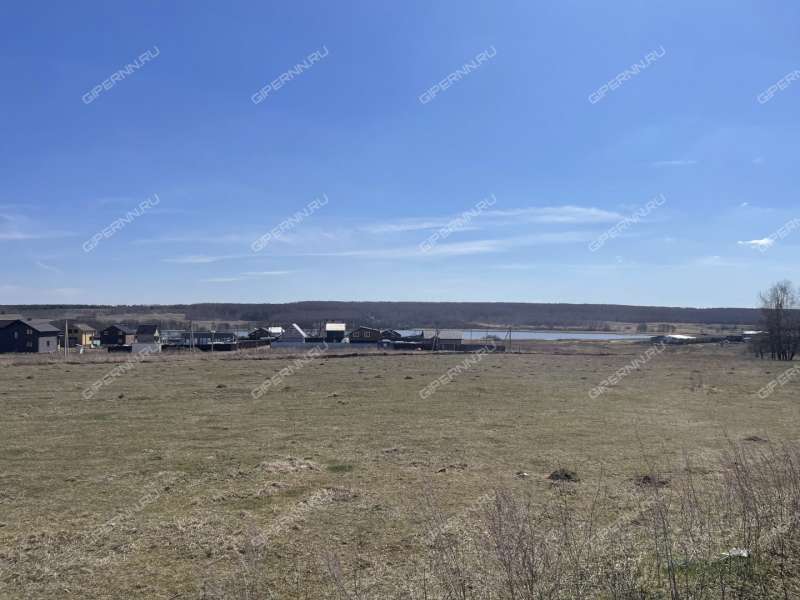 земельный участок 9,98 сотки Гаражная ул. деревня Инютино