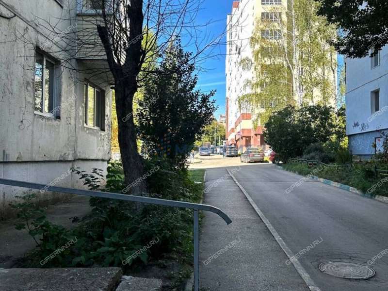 трёхкомнатная квартира на улице Маршала Голованова дом 33