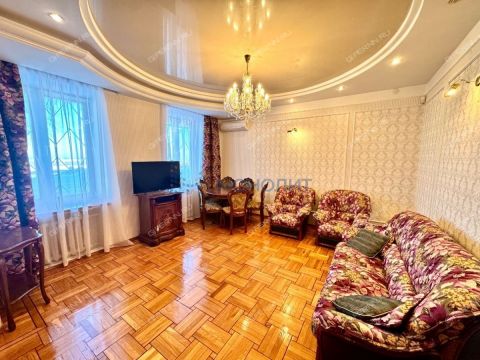 3-komnatnaya-nab-verhne-volzhskaya-d-17 фото