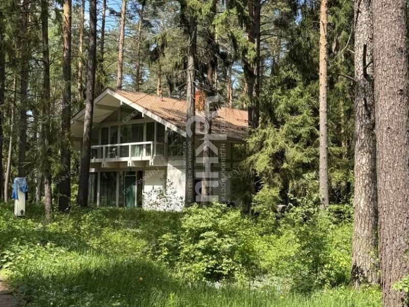 дом на  деревня Линдо-Усад