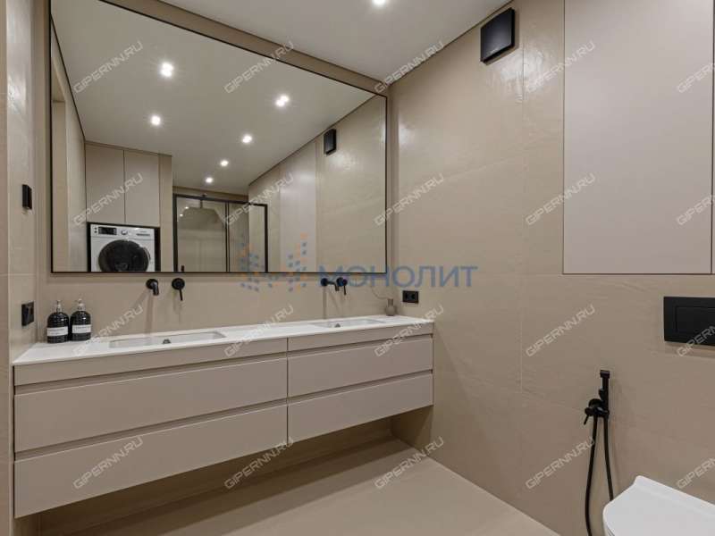 четырёхкомнатная квартира на Лысогорской улице дом 89 к1