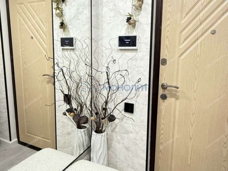 трёхкомнатная квартира на улице Коминтерна дом 16