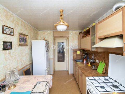 3-komnatnaya-b-r-zarechnyy-d-3 фото