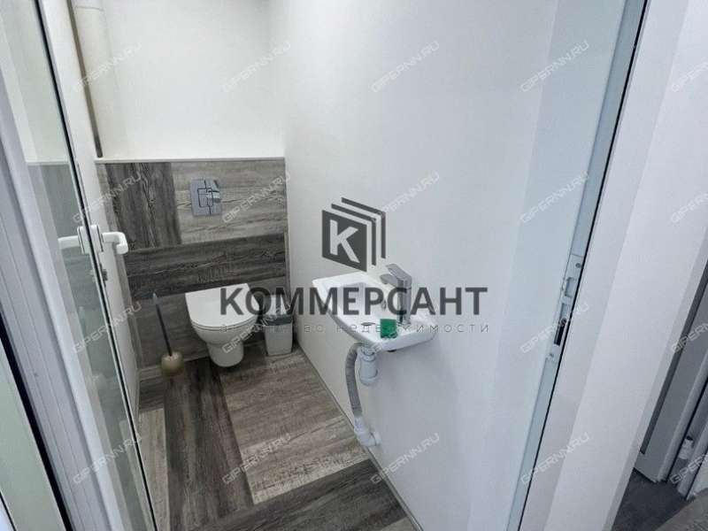 помещение под офис на площади Свободы