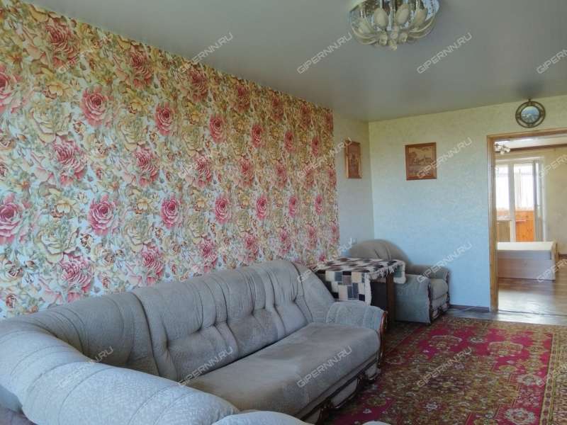 трёхкомнатная квартира на улице Мельникова дом 10