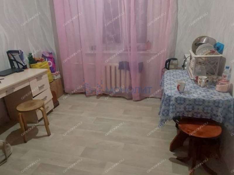 комната в доме 18 на улице Движенцев