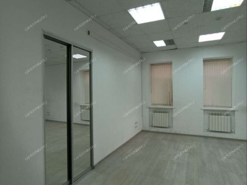 здание под офис на Новой улице