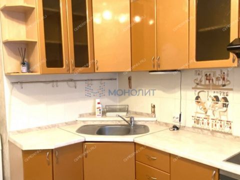 1-komnatnaya-b-r-zarechnyy-d-5 фото