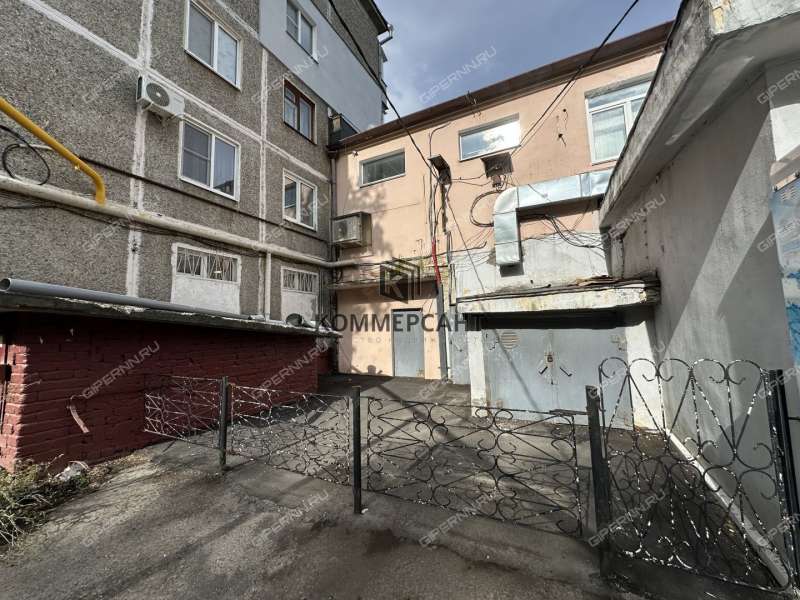 помещение под торговую площадь на улице Веденяпина