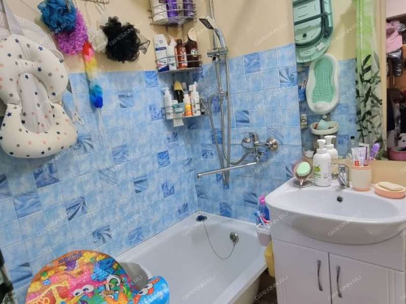 двухкомнатная квартира на Бурнаковской улице дом 121