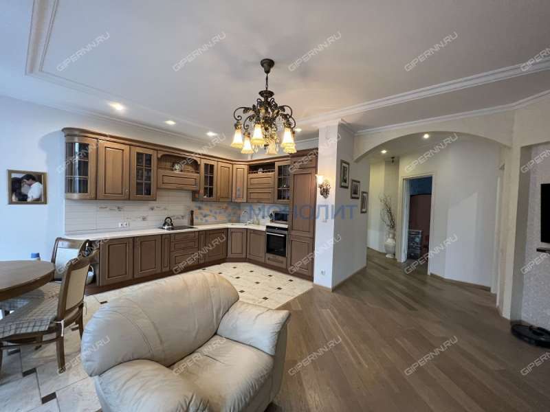 трёхкомнатная квартира на улице Тимирязева дом 43