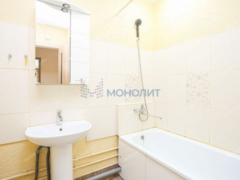 3-komnatnaya-ul-okskaya-d-1 фото