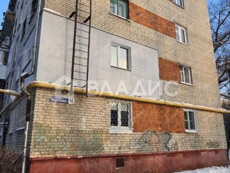 трёхкомнатная квартира на улице Героя Советского Союза Прыгунова дом 18