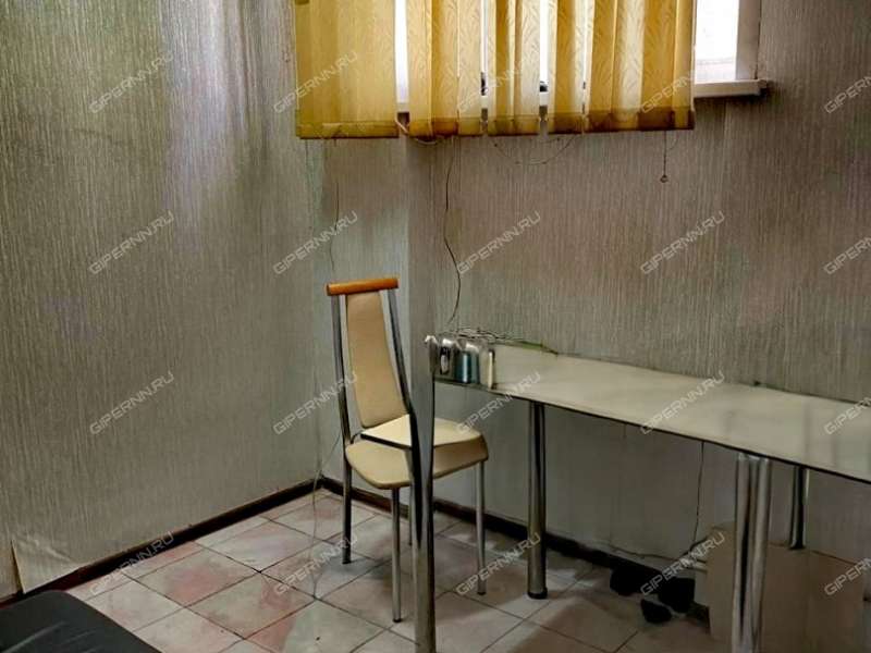 помещение под помещение свободного назначения, торговую площадь на Московском шоссе