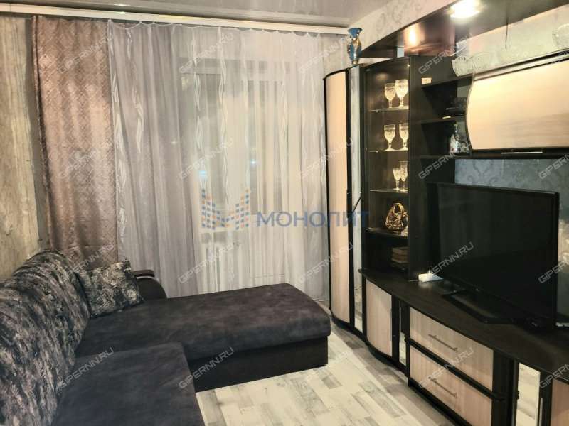 двухкомнатная квартира на улице Героя Советского Союза Поющева дом 25