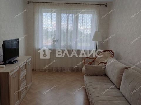 4-komnatnaya-ul-romantikov-d-1 фото